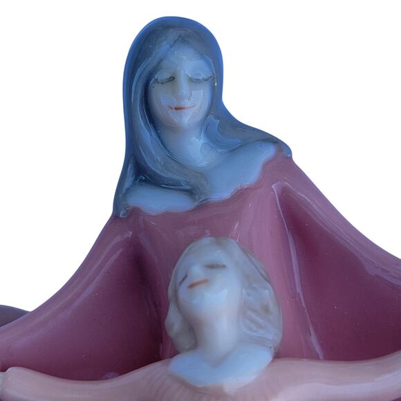 Vintage Hallmark Mother and Daughter Porcelain Ornament 2004 - Picture 9 of 10